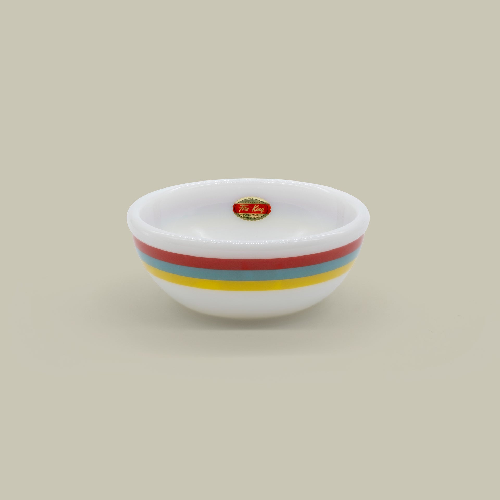 Fire-King Japan -Bowl in White Rainbow