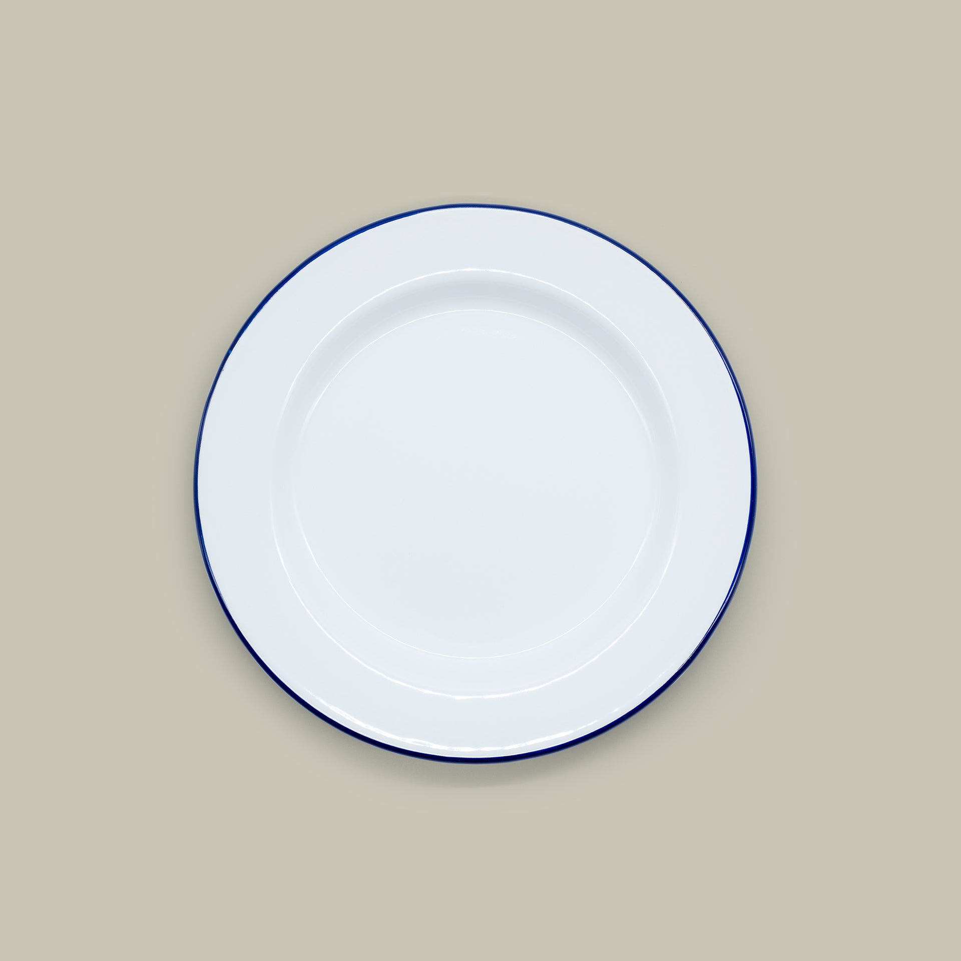 falcon 24cm plates - White with Blue rim